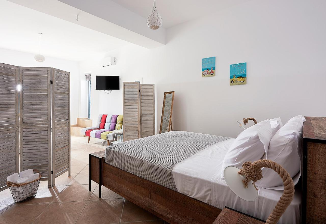Miramare Luxury Apartments Firopotamos Екстериор снимка